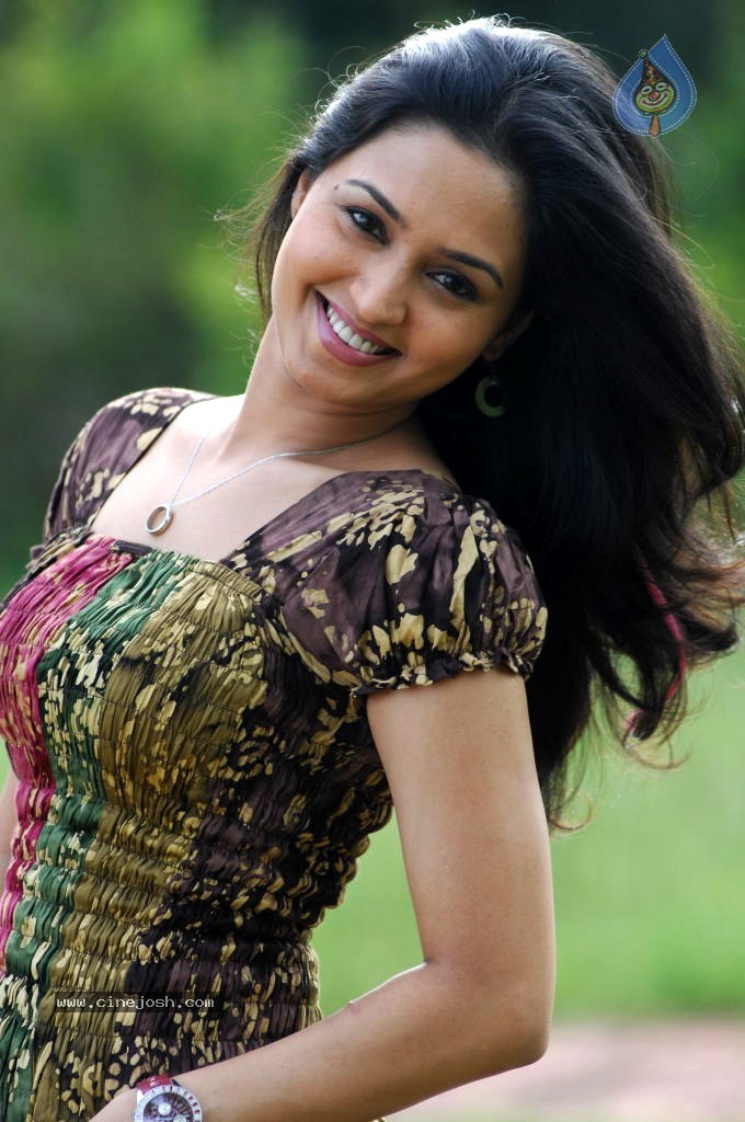 Gajala High Resolution Stills - 22 / 68 photos