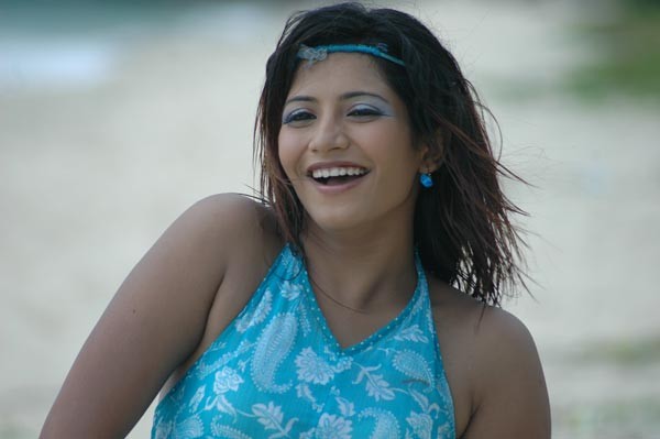 Gayathri - 29 / 101 photos