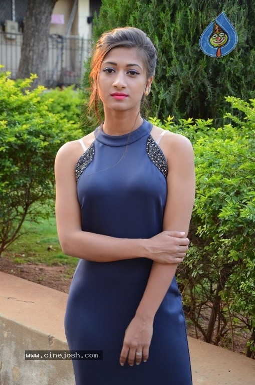Geethika New Pics - 6 / 20 photos