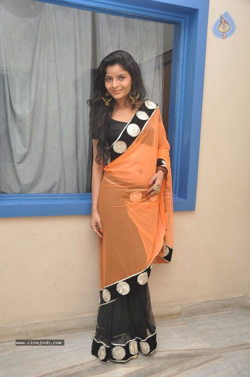 Gehana Vasisth Hot Pics - 66 / 80 photos