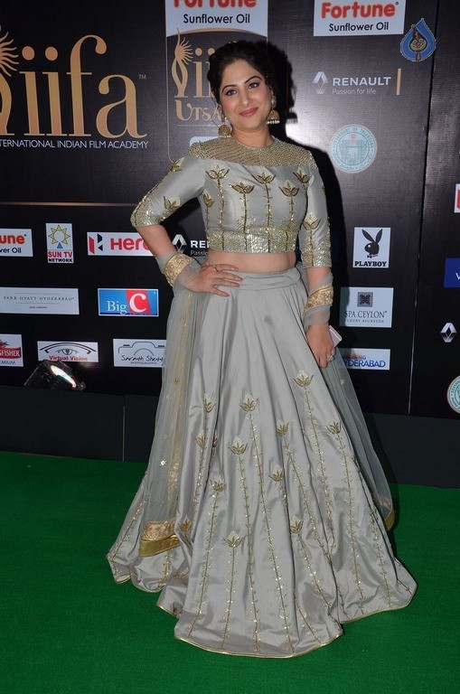 Gowri Munjal New Photos - 19 / 54 photos