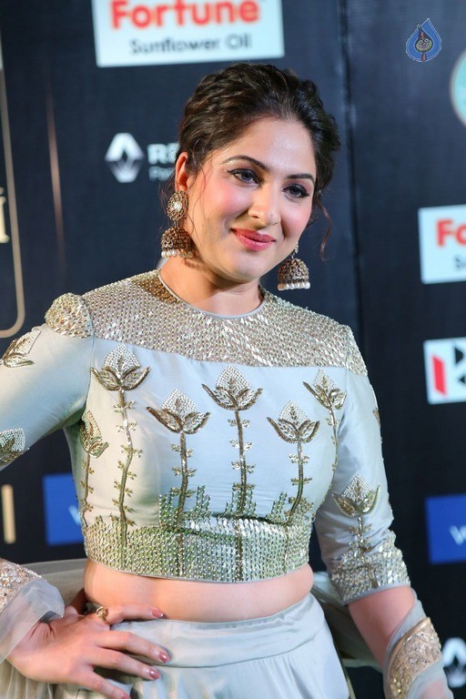 Gowri Munjal New Photos - 33 / 54 photos