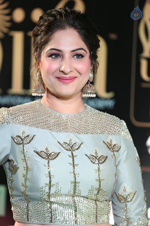 Gowri Munjal New Photos - 37 / 54 photos