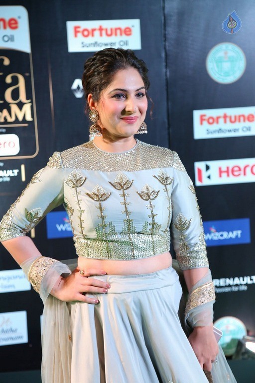 Gowri Munjal New Photos - 42 / 54 photos