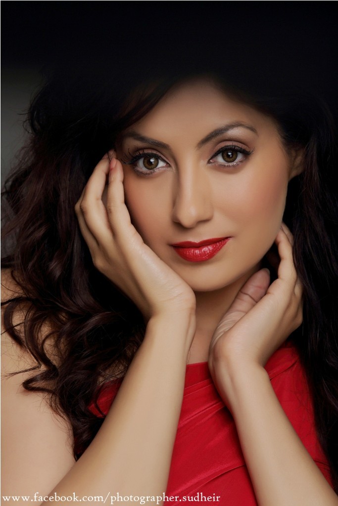 Gurleen Chopra New Photos - 7 / 20 photos