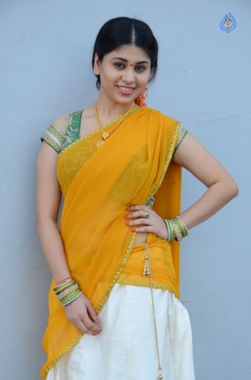 Hamidha Pics - 25 / 32 photos