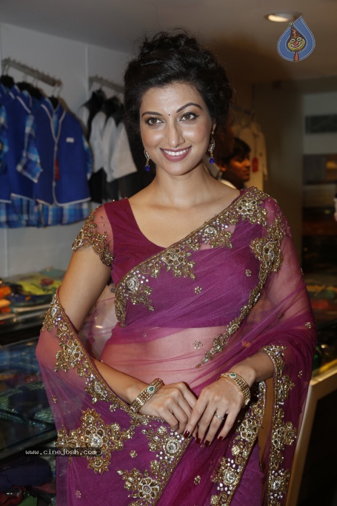 Hamsa Nandini Hot Stills - 127 / 152 photos