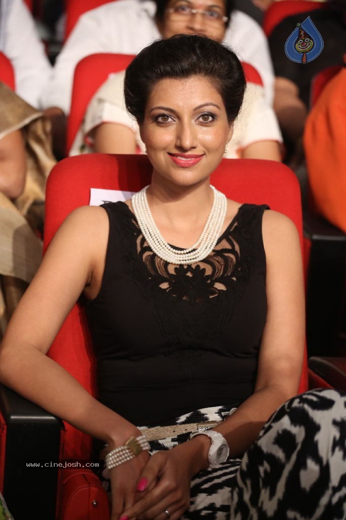 Hamsa Nandini New Stills - 22 / 61 photos