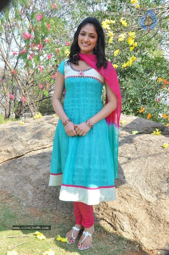 Haripriya Latest Photos - 20 / 47 photos