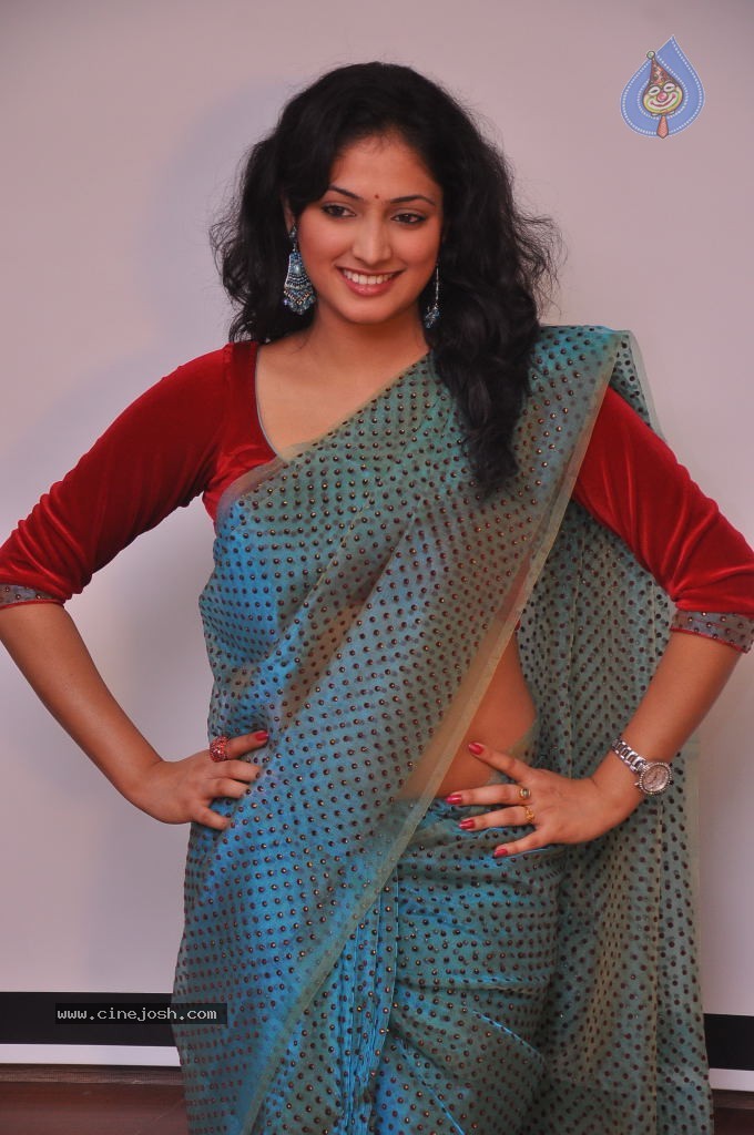 Haripriya Latest Stills - 23 / 85 photos