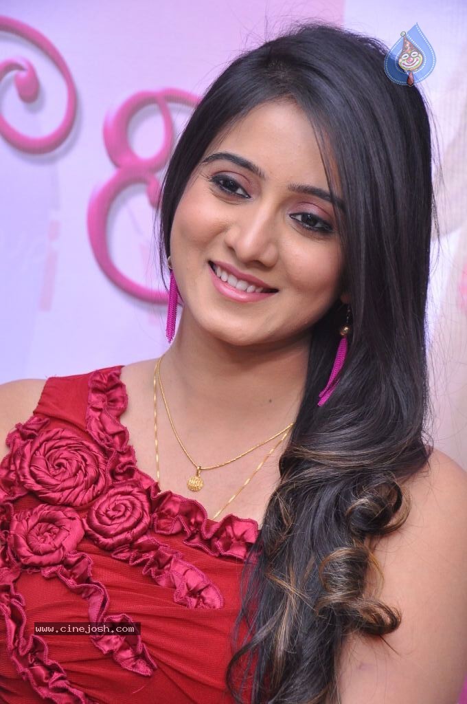 Harishika Pooncha Stills - 53 / 86 photos
