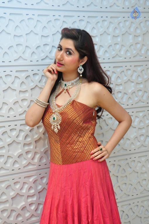 Harshada Patil Photos - 43 / 62 photos