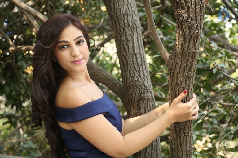 Harshika Singh New Gallery - 17 / 21 photos