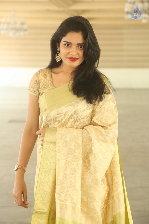 Harshita Latest Gallery - 10 / 16 photos