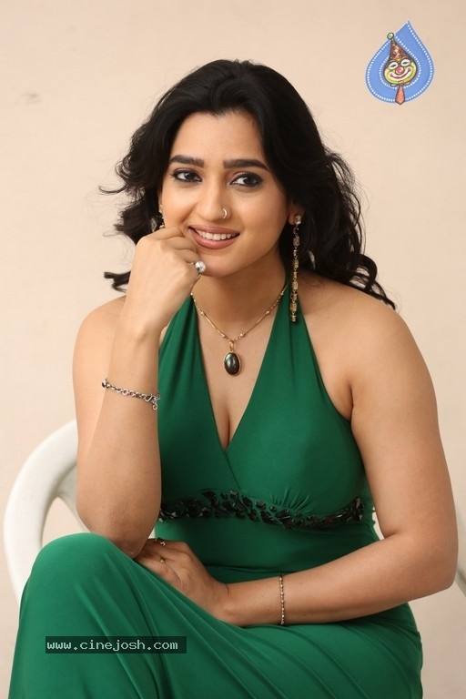 Haseen Mastaan Mirza Photos - 7 / 21 photos