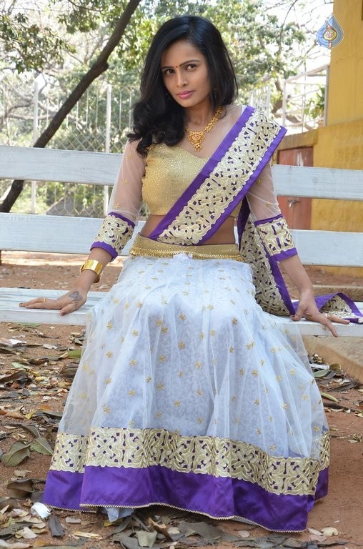Hashika Dutt New Pics - 1 / 42 photos