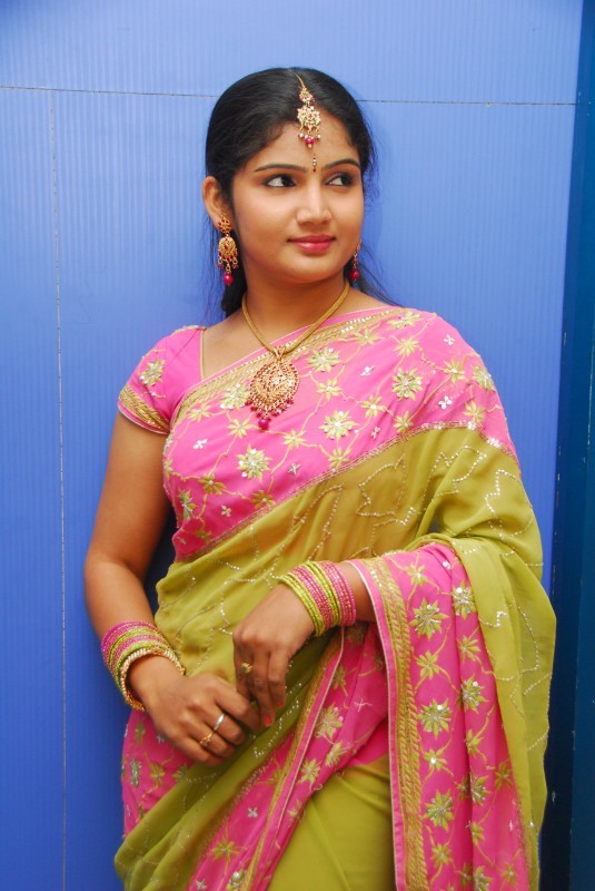 Hasini Stills - Alalu Heroine - 1 / 33 photos