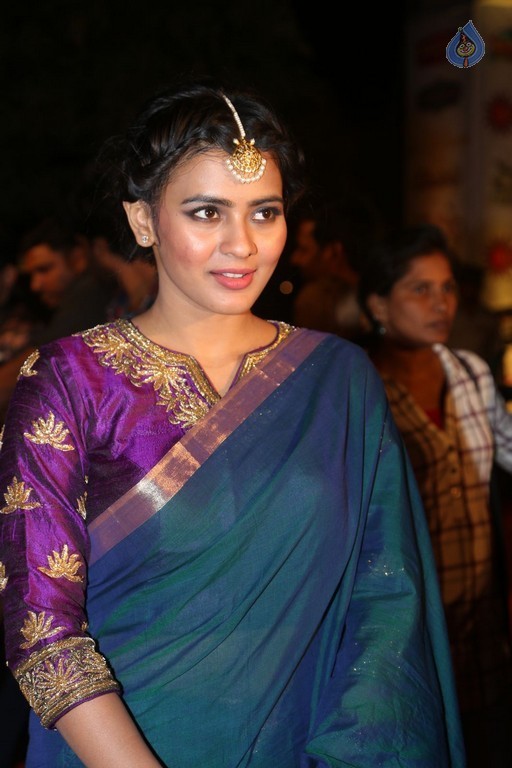 Hebah Patel Latest Stills - 2 / 38 photos
