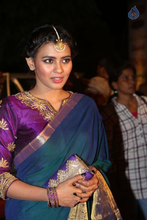 Hebah Patel Latest Stills - 25 / 38 photos