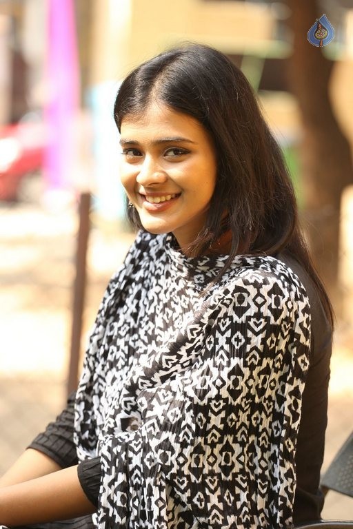 Heebah Patel New Photos - 9 / 30 photos