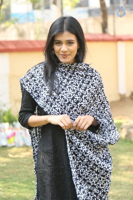 Heebah Patel New Photos - 10 / 30 photos