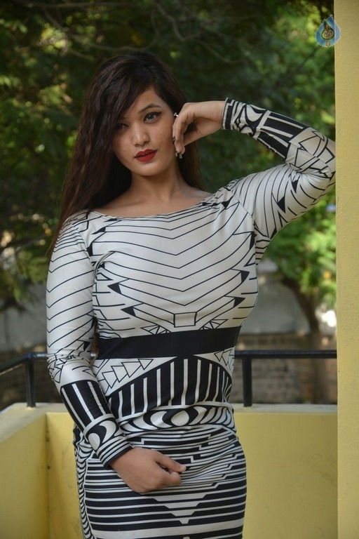 Himani Latest Photos - 30 / 38 photos