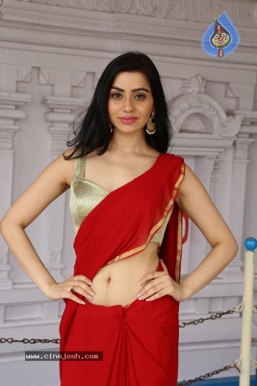 Hritiqa Chheber New Stills - 27 / 40 photos