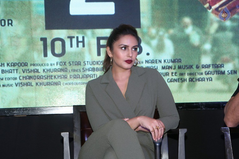 Huma Qureshi at Jolly LLB 2 Press Meet - 18 / 34 photos