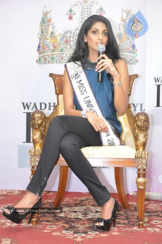 I AM SHE Miss Universe Vasuki Photos - 17 / 33 photos