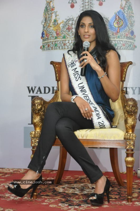I AM SHE Miss Universe Vasuki Photos - 20 / 33 photos