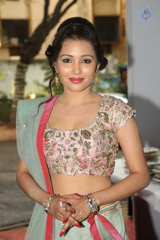 Ibra Khan New Photos - 8 / 35 photos