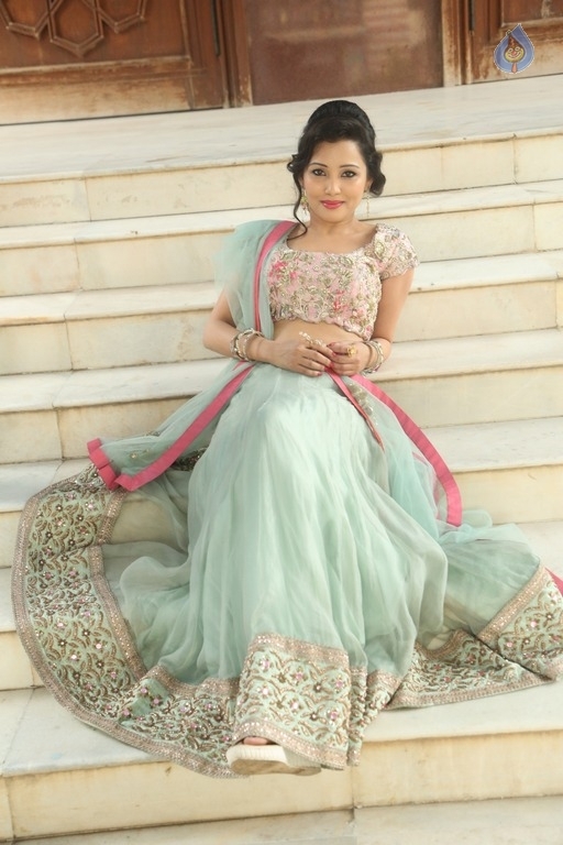 Ibra Khan New Photos - 13 / 35 photos