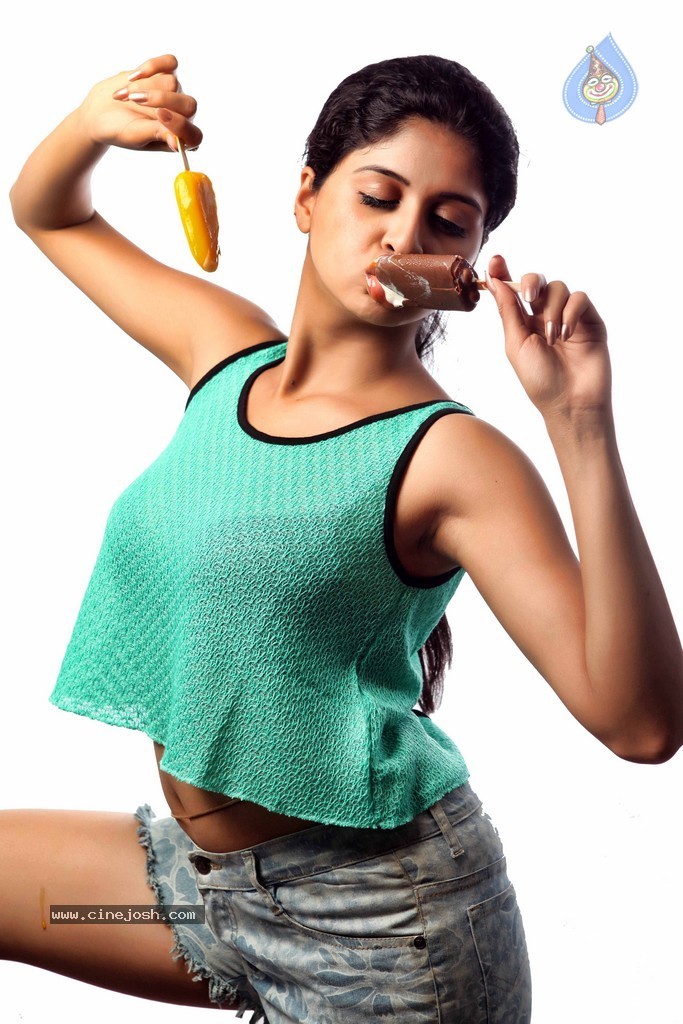 Ice Cream 2 Fame Naveena Stills - 21 / 22 photos