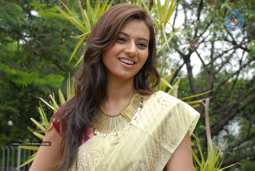 Isha Chawla Latest Photos - 58 / 60 photos