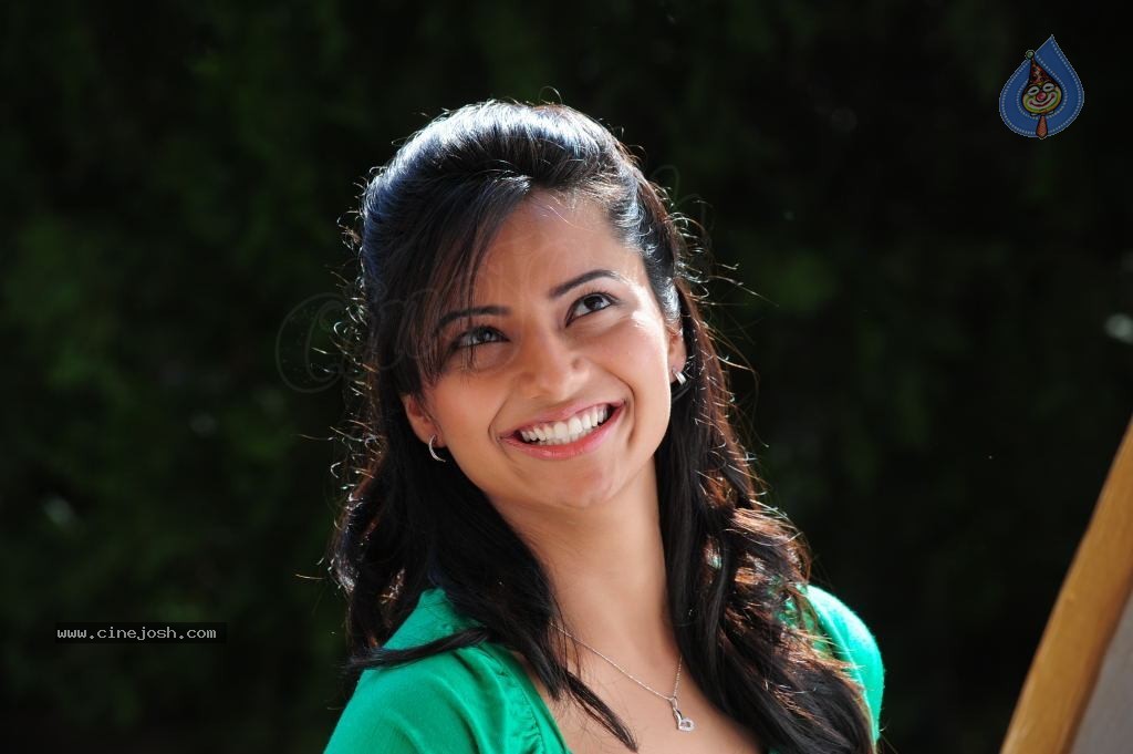 Isha Chawla New Photos - 53 / 75 photos