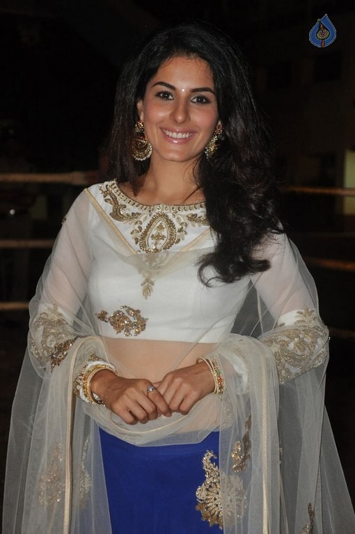 Isha Talwar Latest Photos - 9 / 42 photos