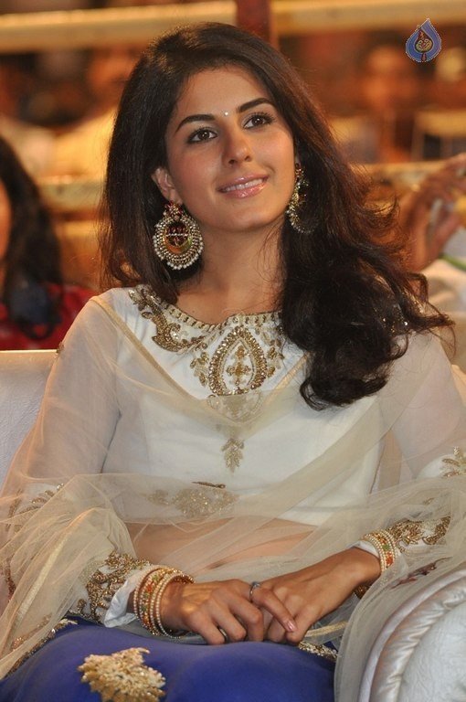 Isha Talwar Latest Photos - 24 / 42 photos
