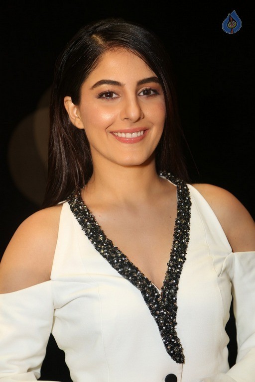 Isha Talwar Latest Photos - 35 / 41 photos