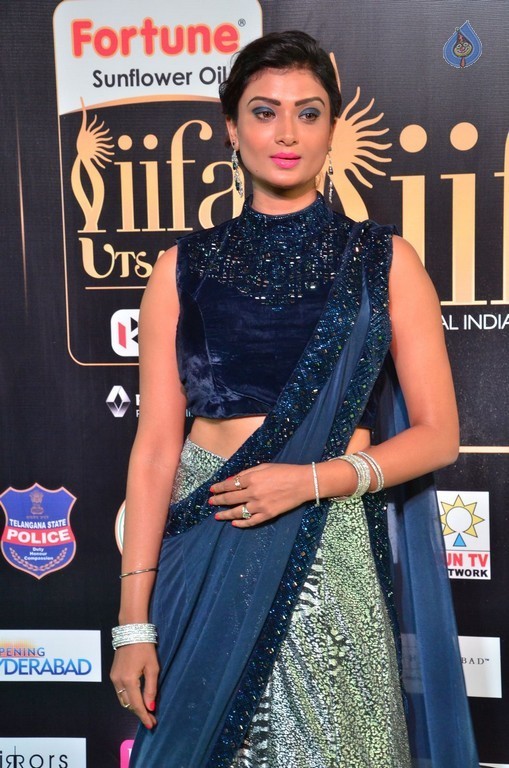 Ishita Vyas Photos at IIFA 2017 - 7 / 42 photos