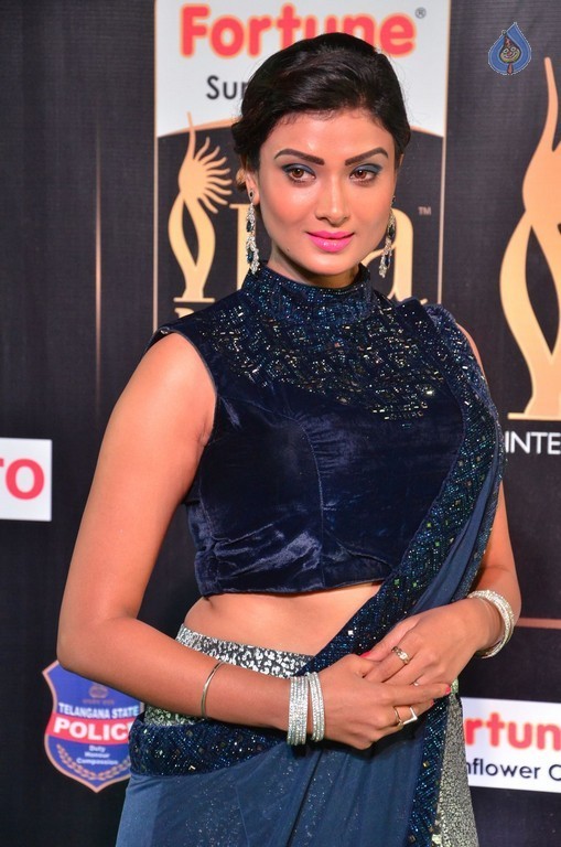 Ishita Vyas Photos at IIFA 2017 - 18 / 42 photos