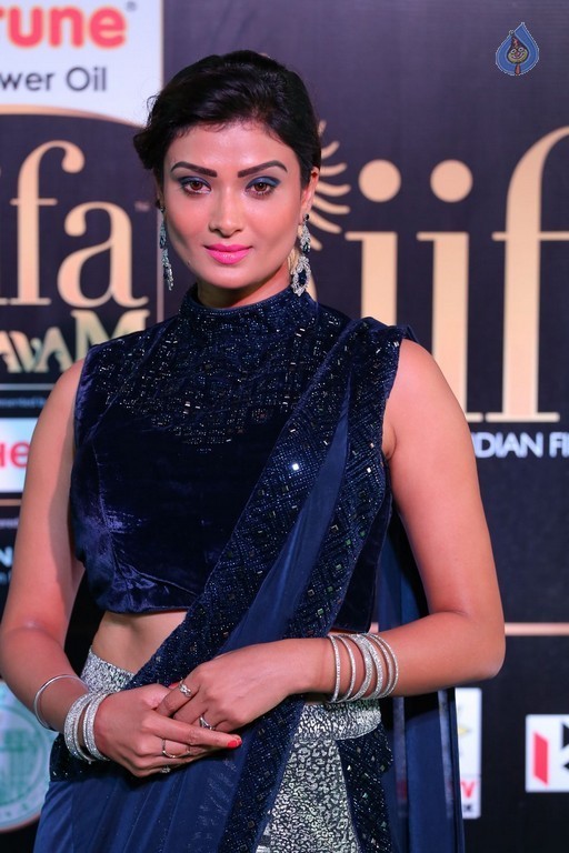 Ishita Vyas Photos at IIFA 2017 - 34 / 42 photos