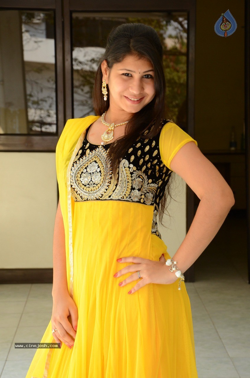 Janisha Patel Latest Stills - 17 / 19 photos