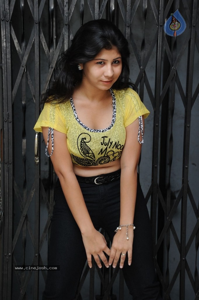 Janisha Patel New Gallery - 27 / 88 photos