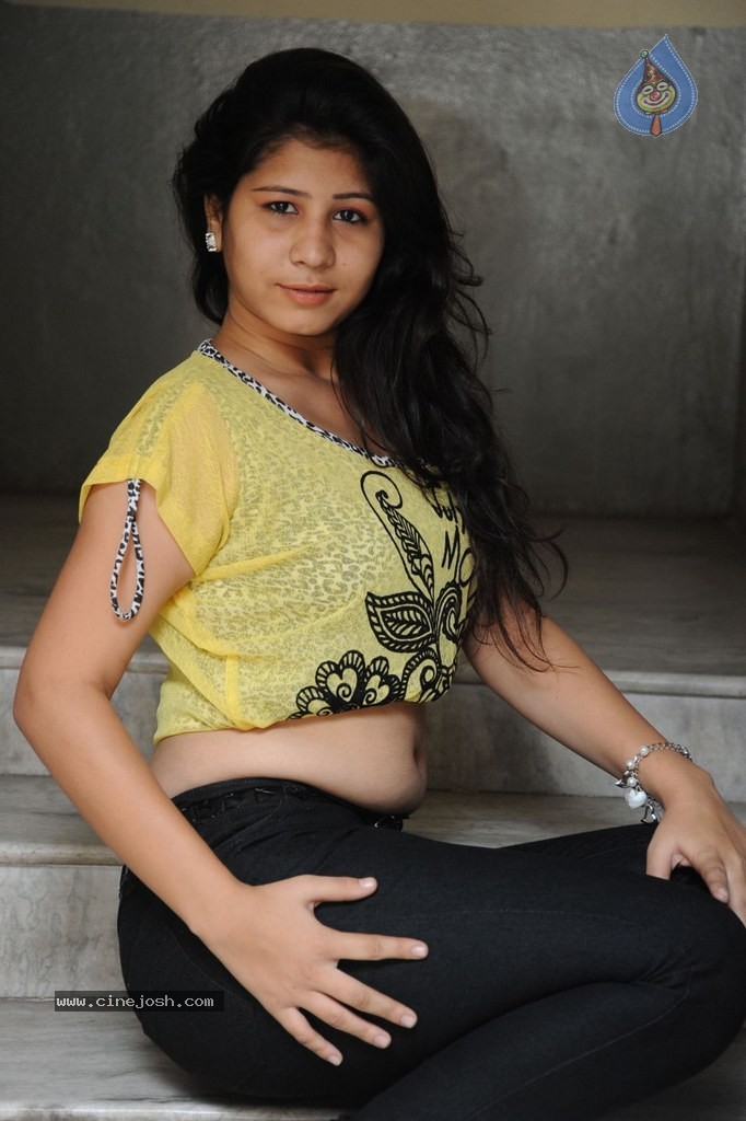 Janisha Patel New Gallery - 35 / 88 photos
