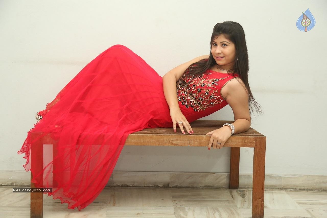 Janisha Patel New Photos - 21 / 58 photos