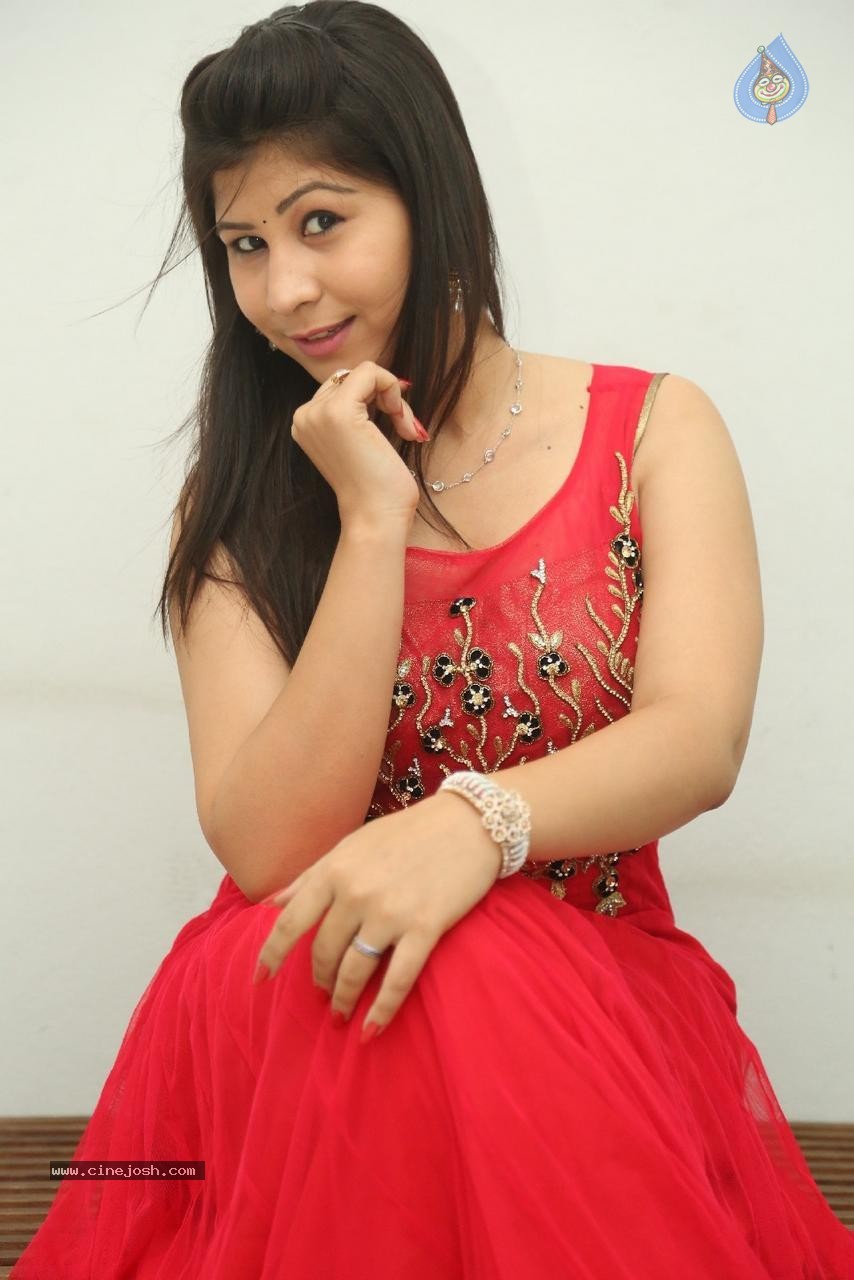 Janisha Patel New Photos - 26 / 58 photos