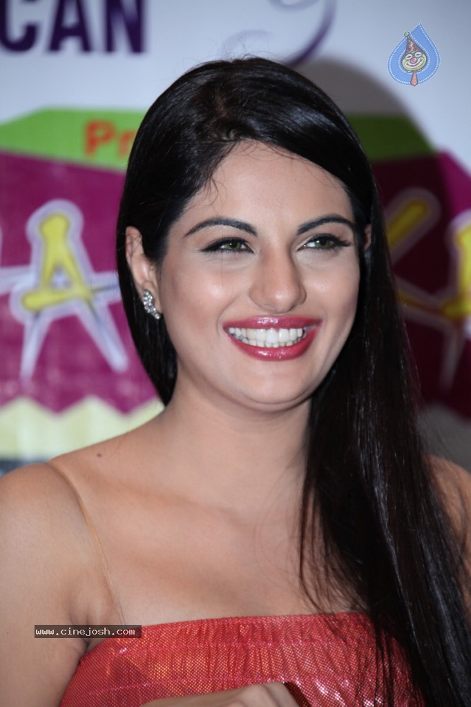 Jinal Pandya Hot Gallery - 106 / 152 photos