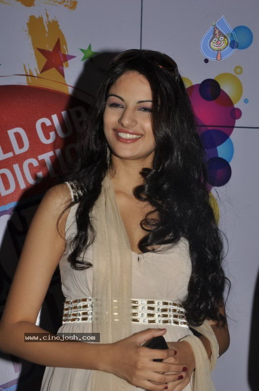 Jinal Pandya Hot Stills - 60 / 65 photos