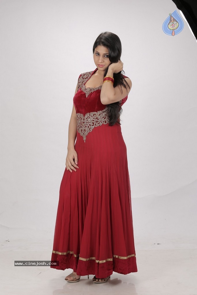 Jiya Khan New Photos - 9 / 37 photos