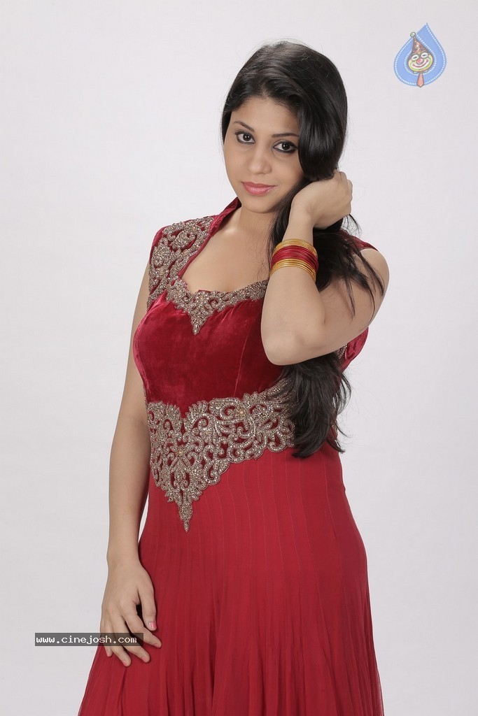 Jiya Khan New Photos - 23 / 37 photos